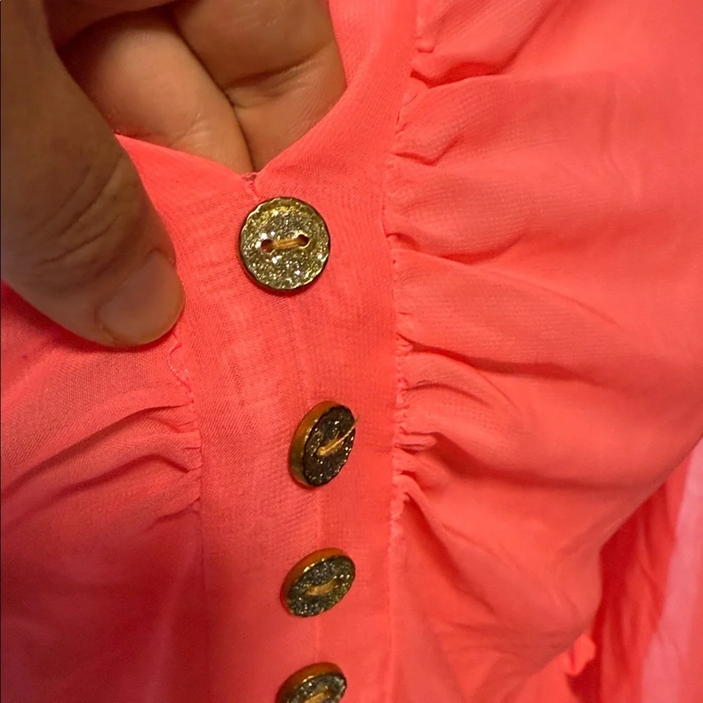 Vibrant Coral Button-Front Blouse size M
#135/3tt - Picture 6 of 11